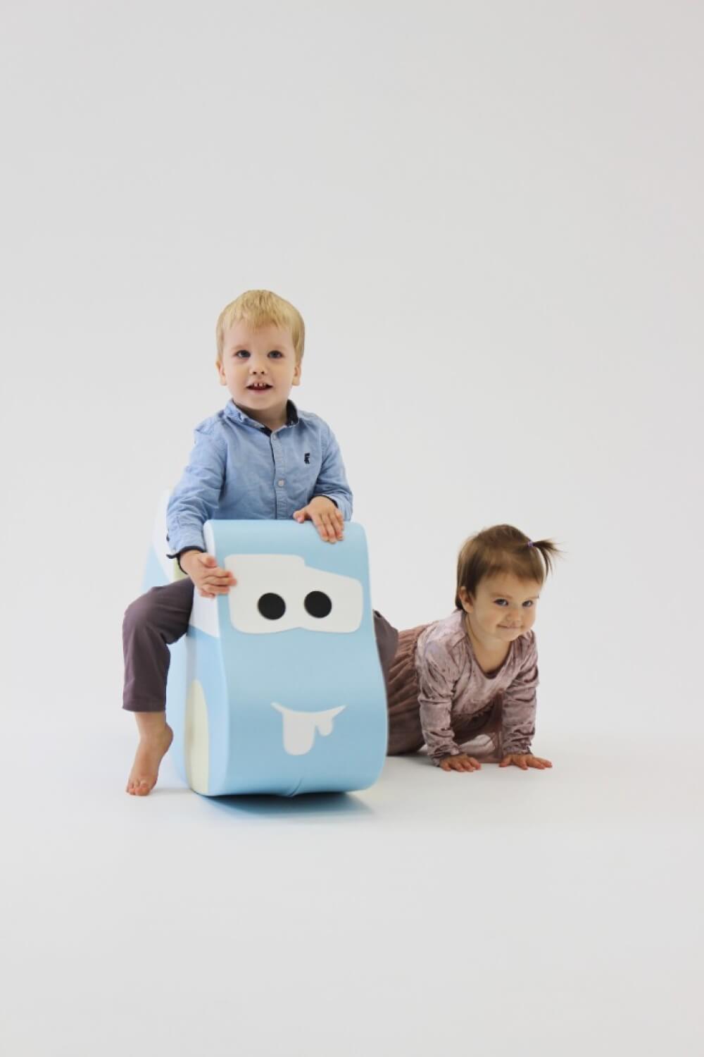 IGLU Minkšta Supynė Rokeris CAR Šviesiai Pastelinė Mėlyna 50 x 25 x 90 cm IGLU Minkštos Žaidimų Aikštelės