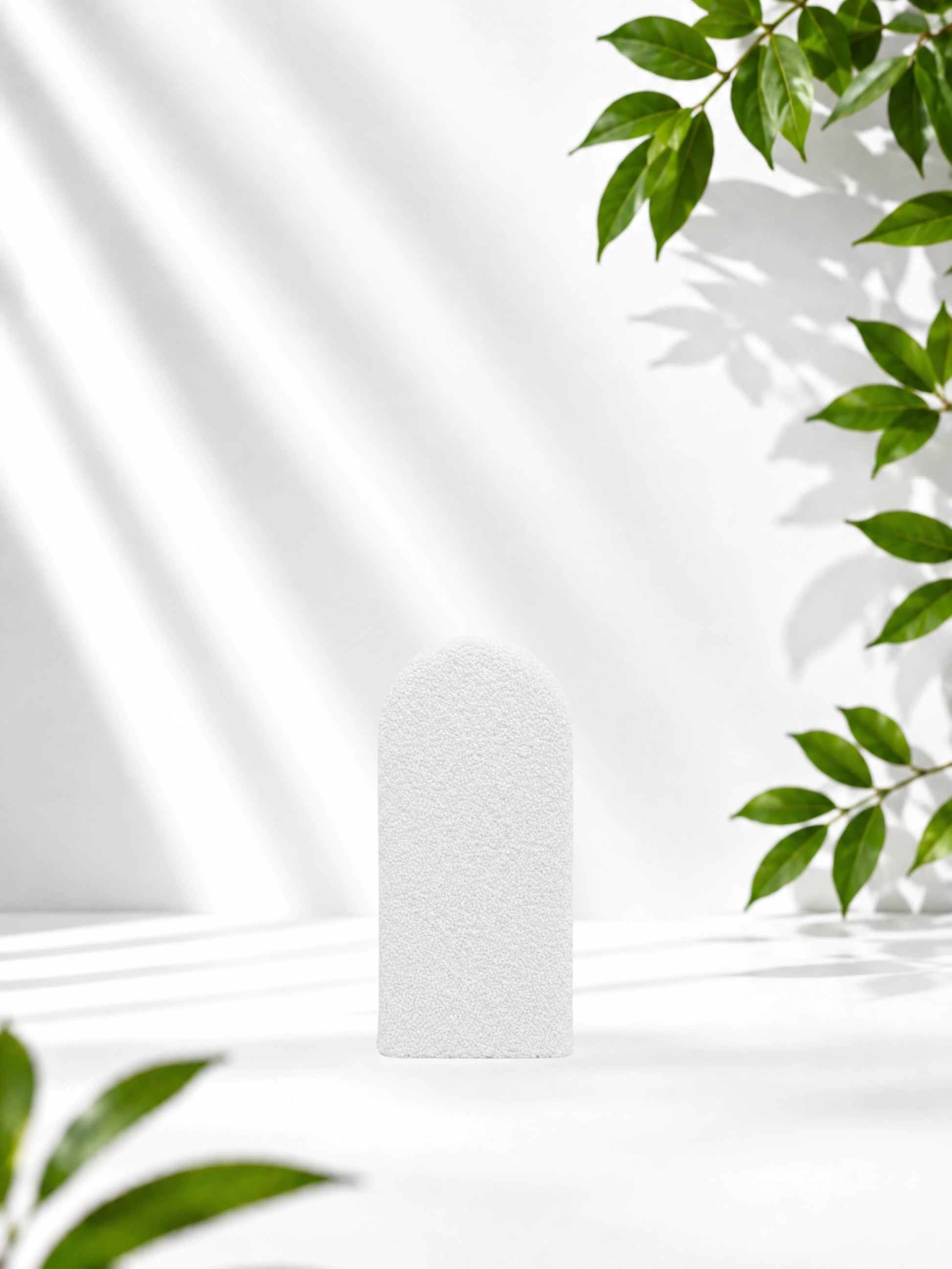 Balta bouclé sienų panelė 40 × 18 cm