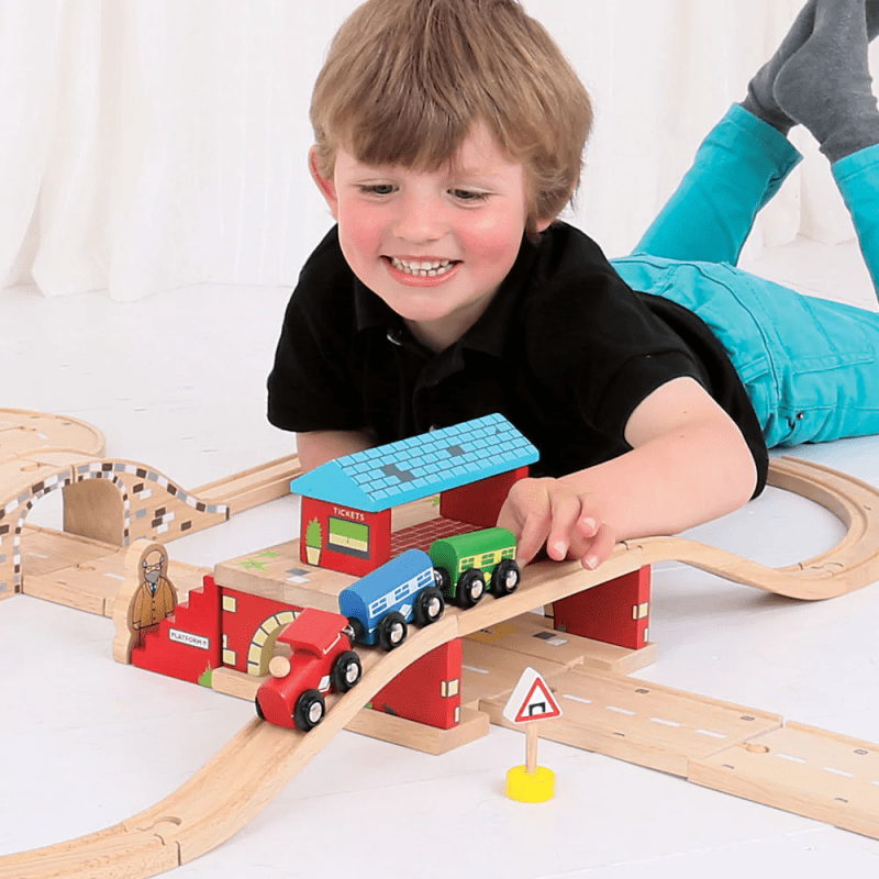 Bigjigs Žaislas Vaikams Antžeminė Traukinių Stotis Žaislai Traukiniai