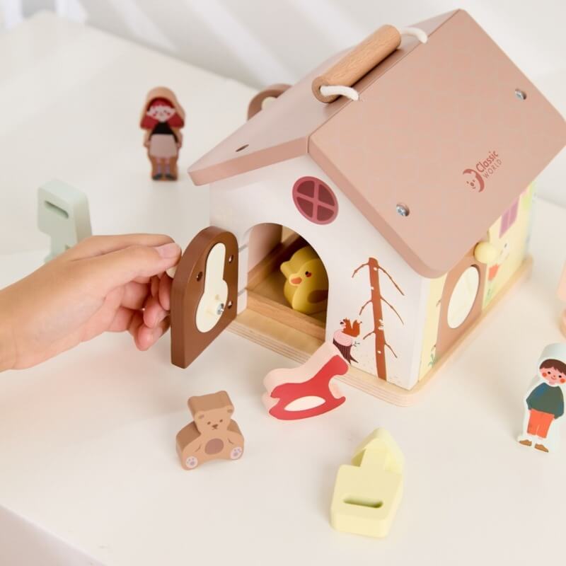 Classic World Medinis Edukacinis Namelis Su Spynomis Vaikams Lėlių Namas