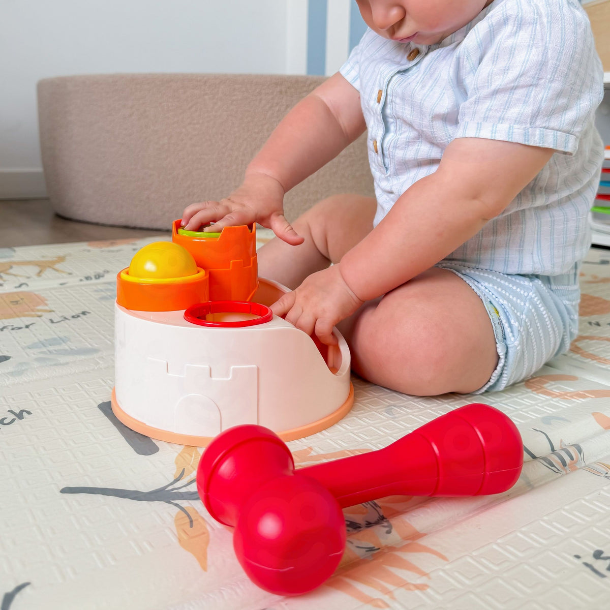 Woopie Baby kamuoliukų kalimo pilis su plaktuku