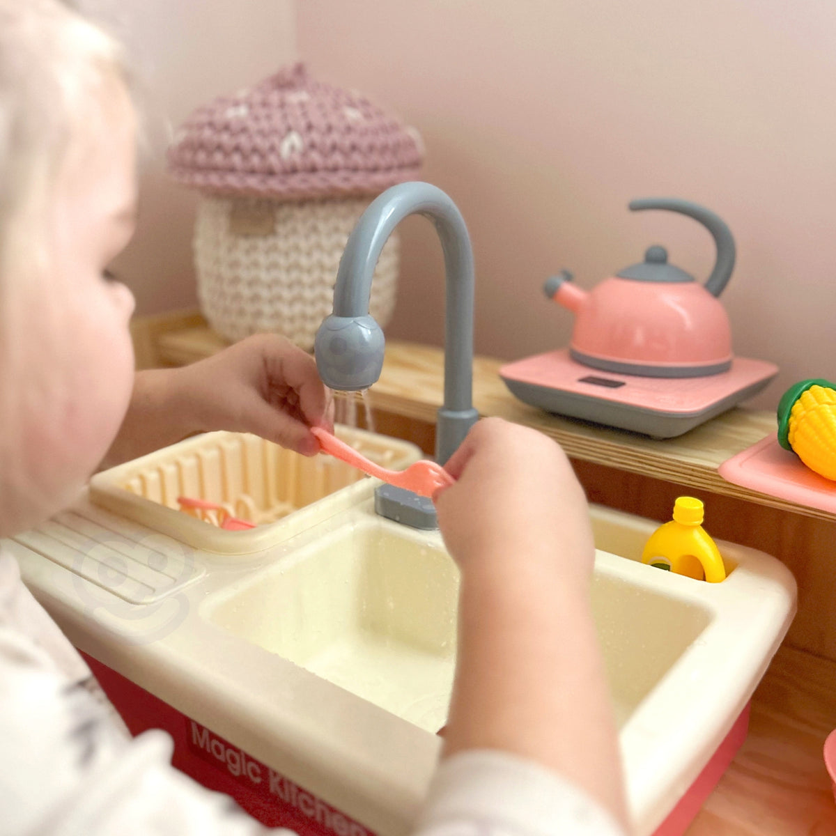 Woopie virtuvės kriauklė 2in1 su tekančiu vandeniu