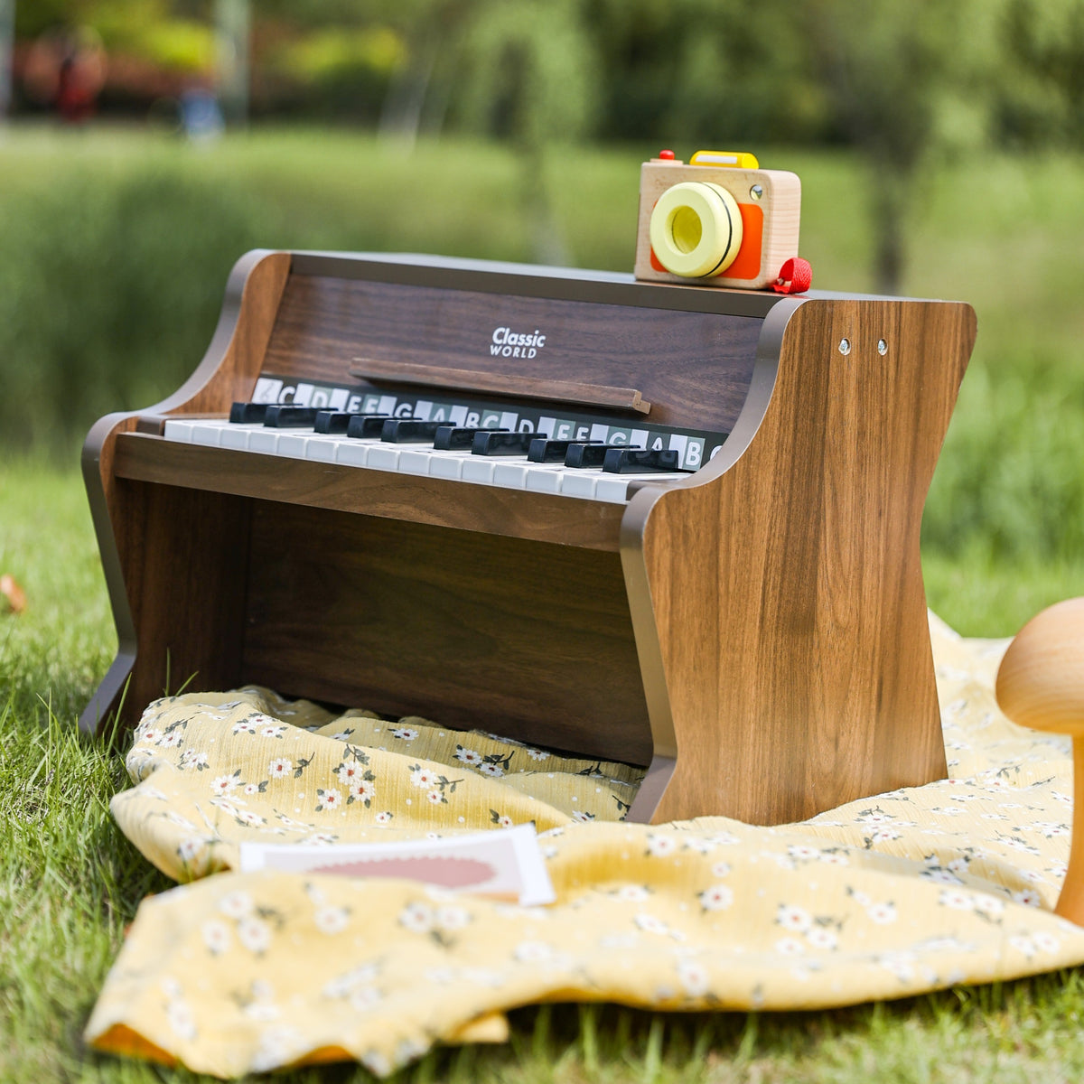 Classic World medinio pianino klavišai