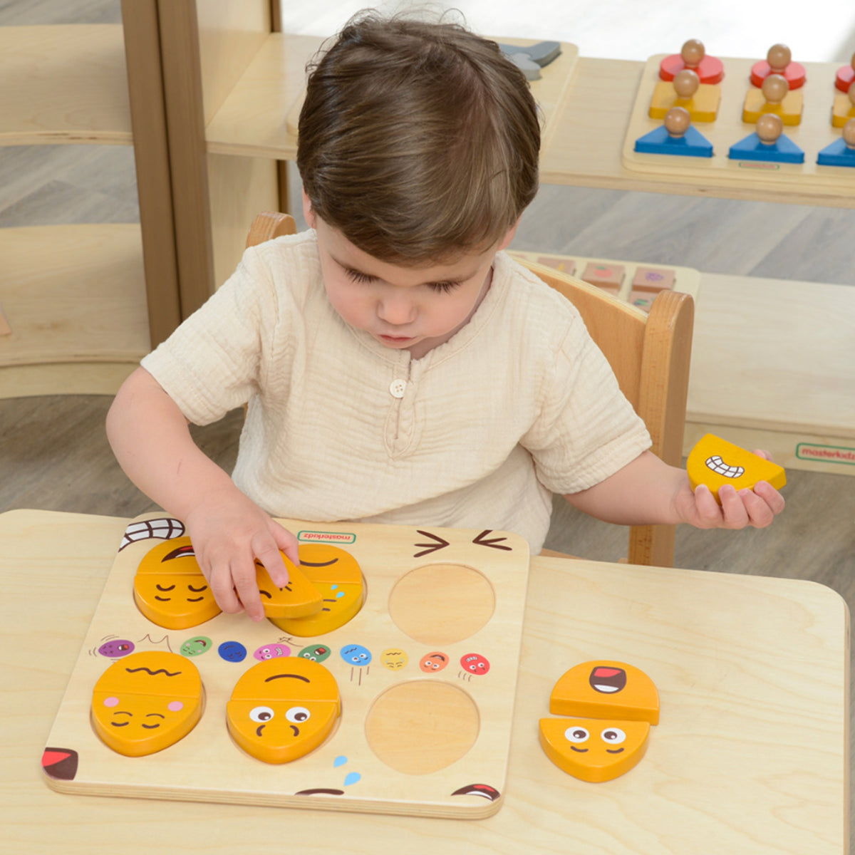 Masterkidz medinė emocijų pažinimo Montessori dėlionė – nuotrauka 2