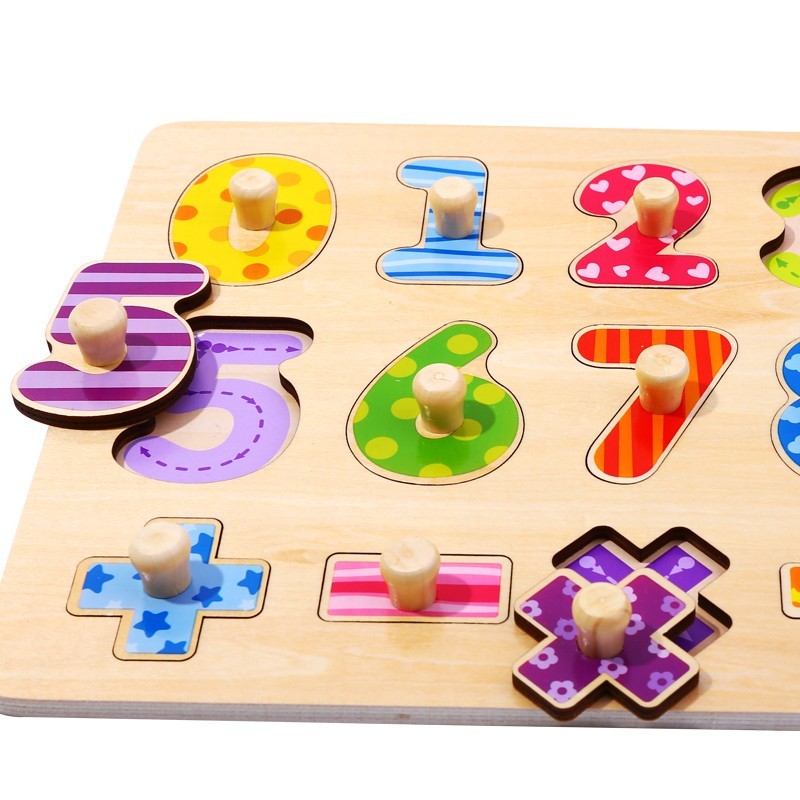 Tooky Toy medinė skaičių dėlionė su rankenėlėmis – nuotrauka 4