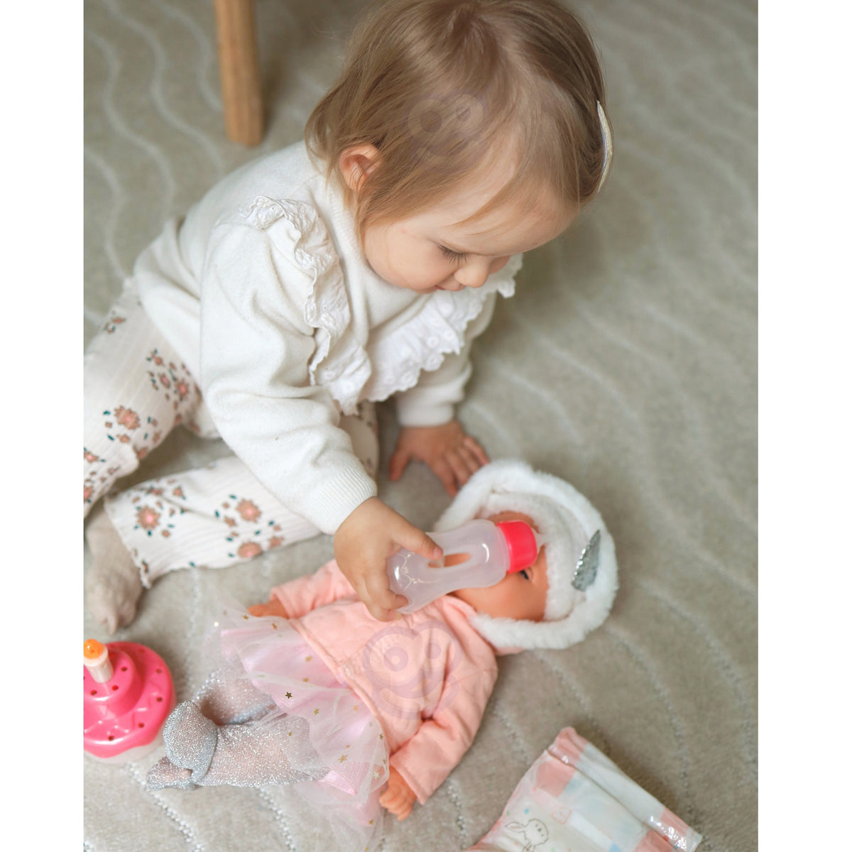 Woopie Royal interaktyvi lėlė Zosia su gimtadienio priedais, 35 cm – nuotrauka 5