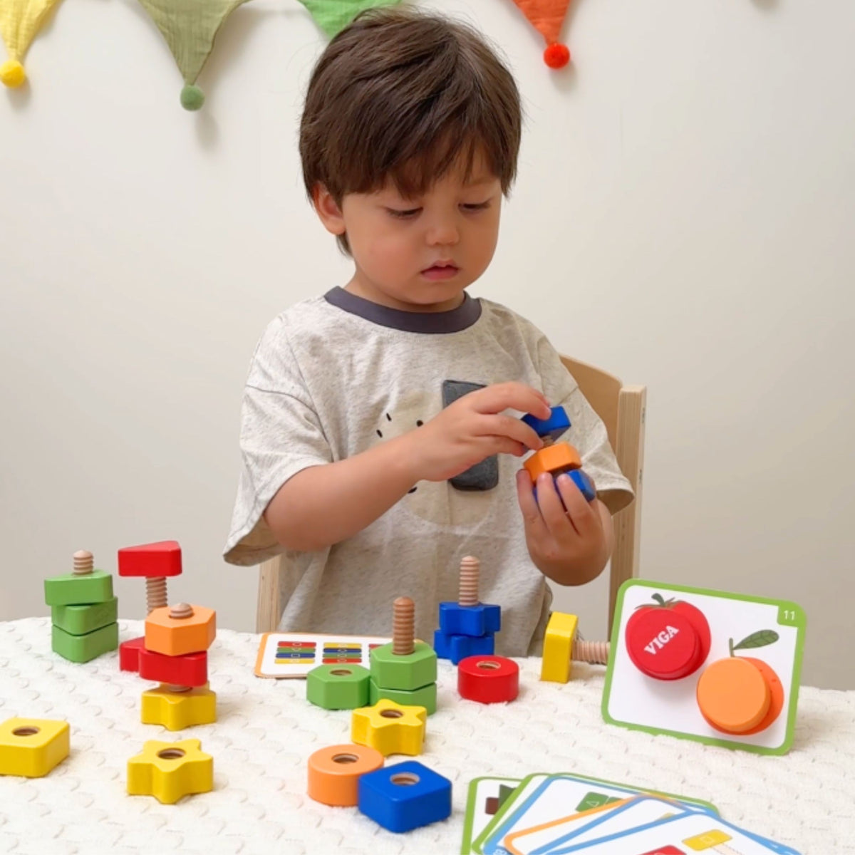 Viga Montessori varžtų ir veržlių rinkinys, 30 dalių