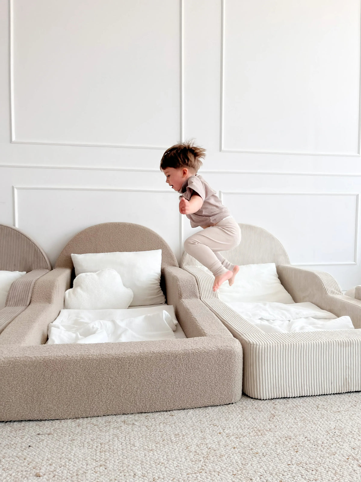 Kreminė Minkšta Bouclé Montessori Vaikiška Lova 70 × 140 cm Lovos Vienvietės