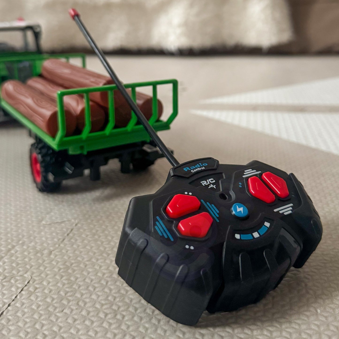 Woopie RC Traktorius Su Priekaba 1:24