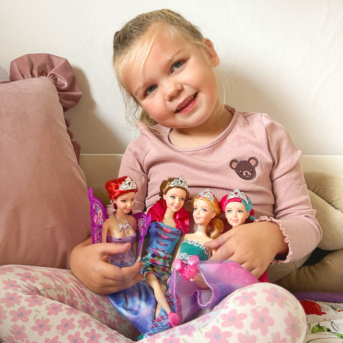 Woopie 4 Stebuklingų Princesių Lėlių Rinkinys su Priedais – 2 nuotrauka