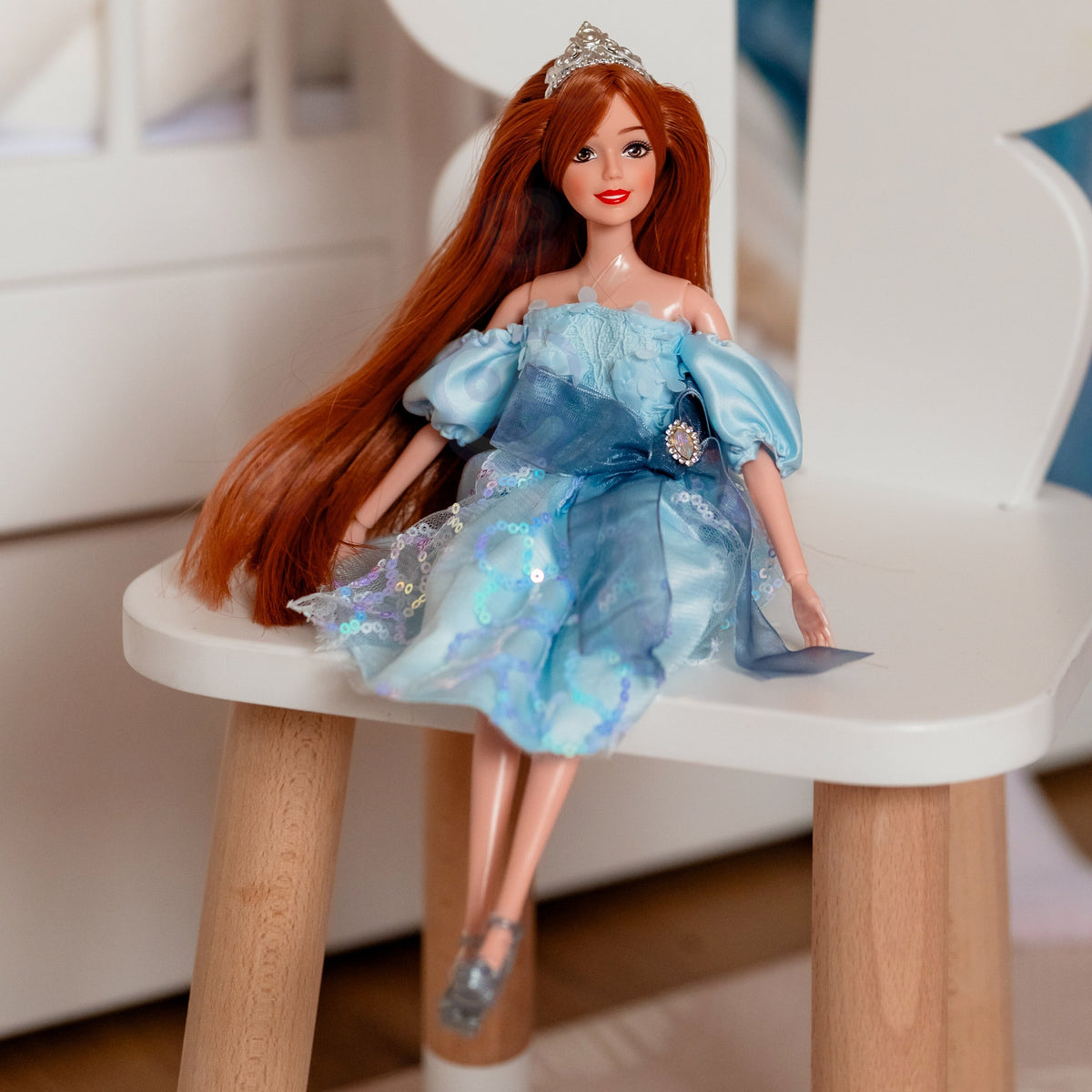 Woopie Royal lėlė Emi su žydra tiulio suknele, 32 cm – nuotrauka 3