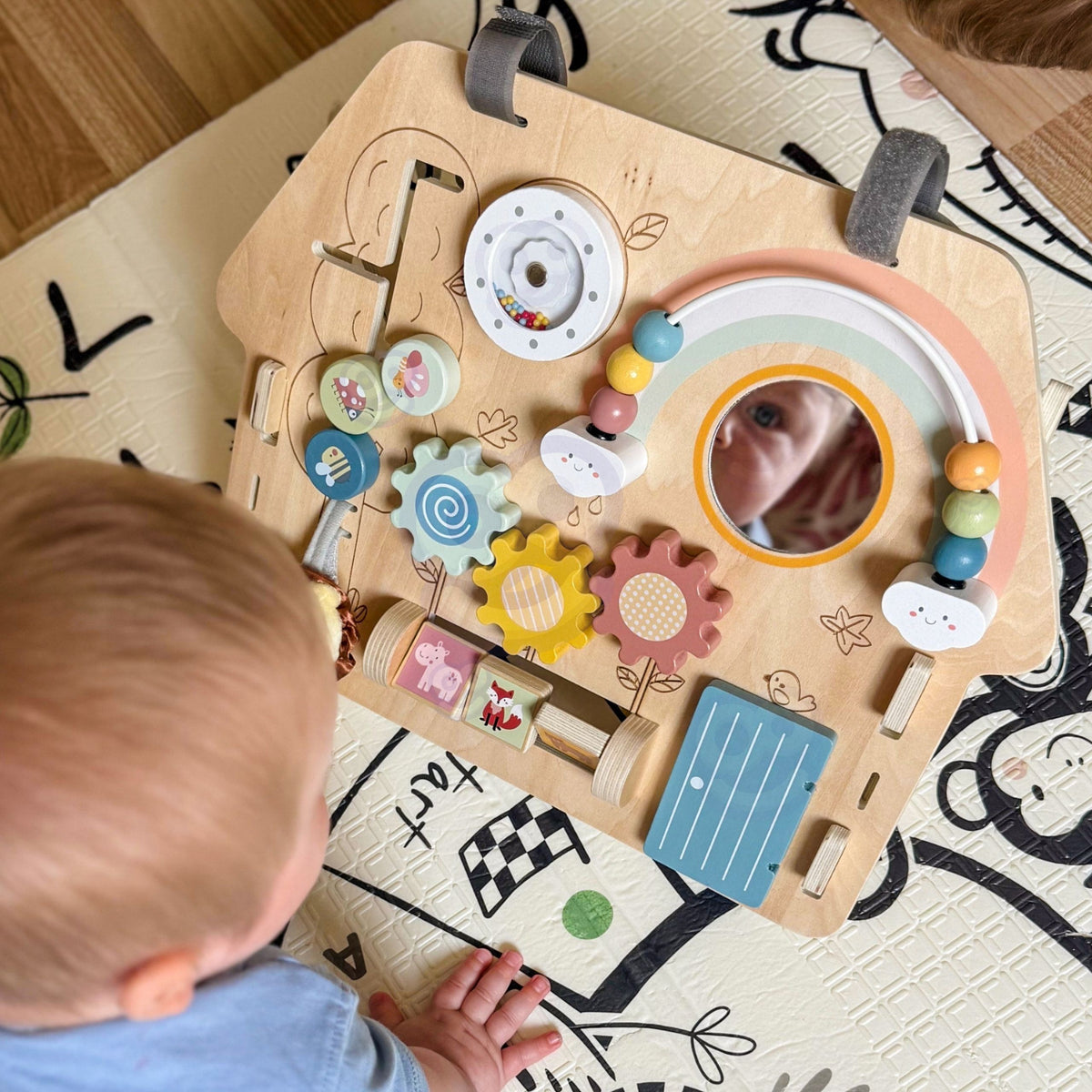 Woopie Green medinė veiklos lenta „Namelis“ 2in1 – nuotrauka 3