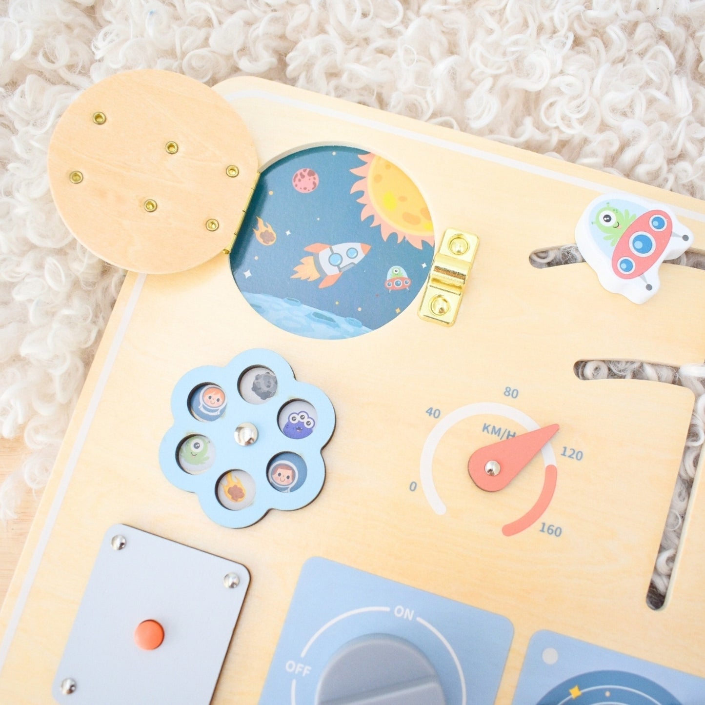 Tooky Toy medinė Montessori kosmoso veiklos lenta – nuotrauka 5