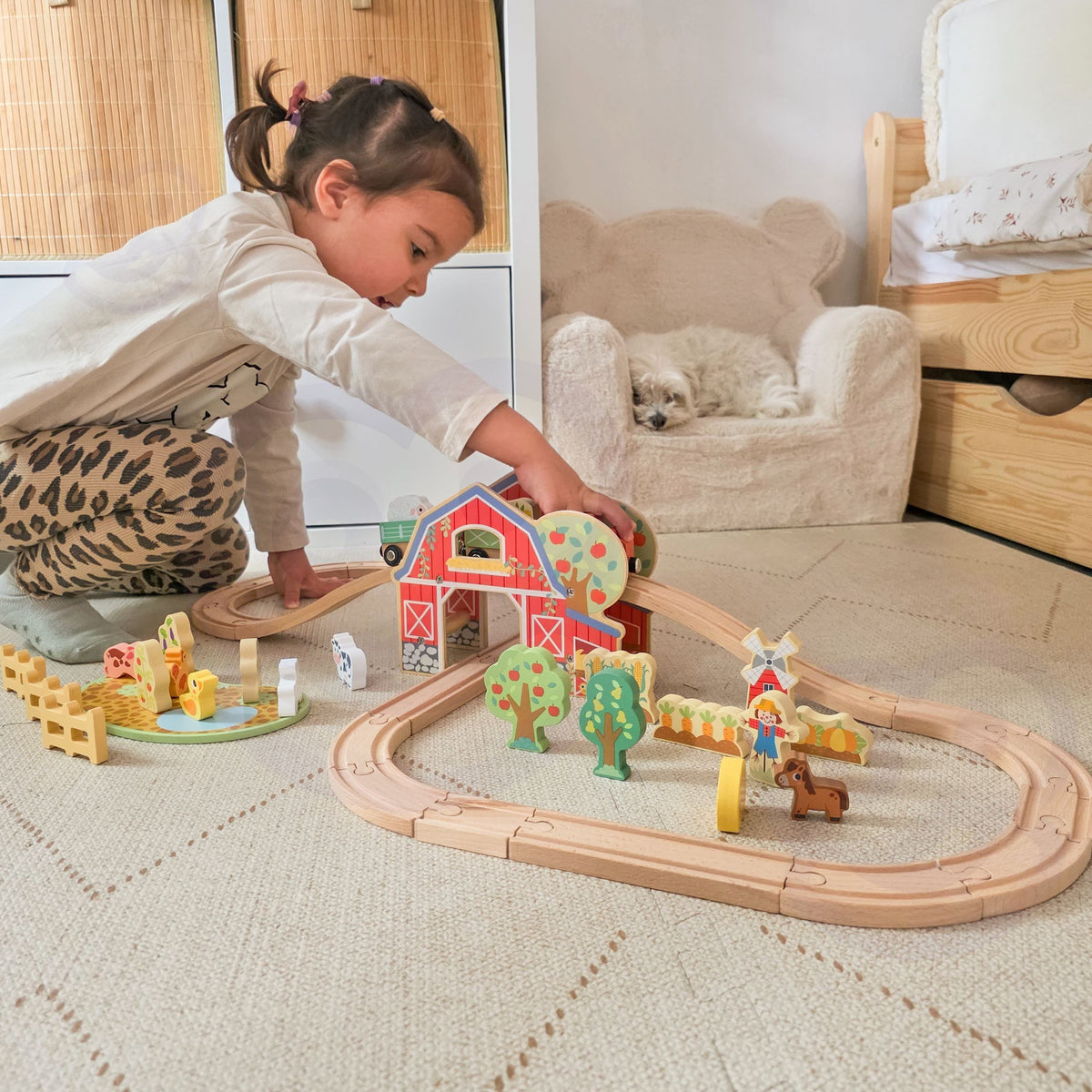 Tooky Toy medinio ūkio ir traukinio rinkinys, 48 dalys – nuotrauka 2