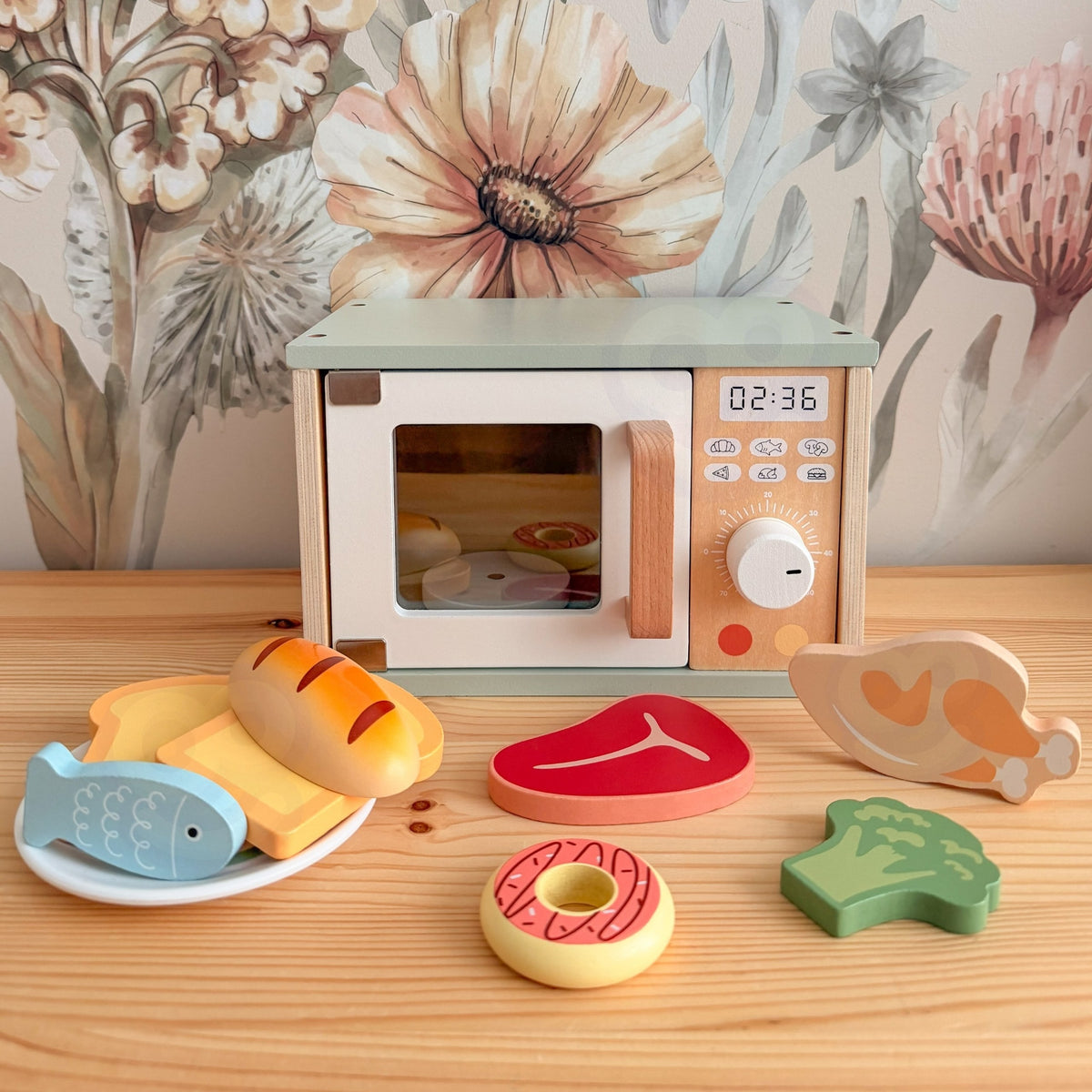Tooky Toy medinė mikrobangų krosnelė su maisto produktais – 2 nuotrauka