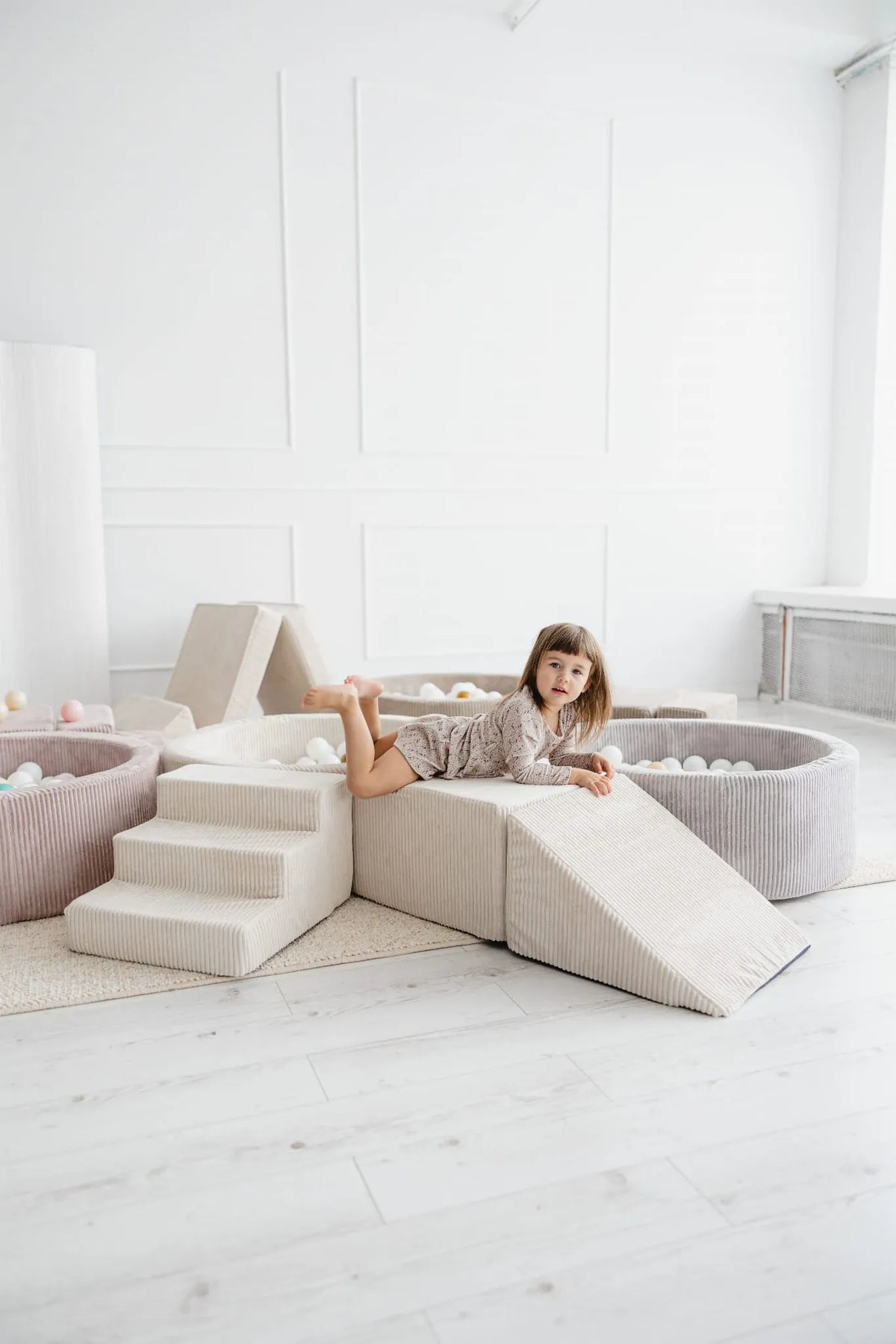 Minkšta 3 Dalių Rumbuoto Audinio Žaidimų Aikštelė Vaikams Minkštos Žaidimų Aikštelės