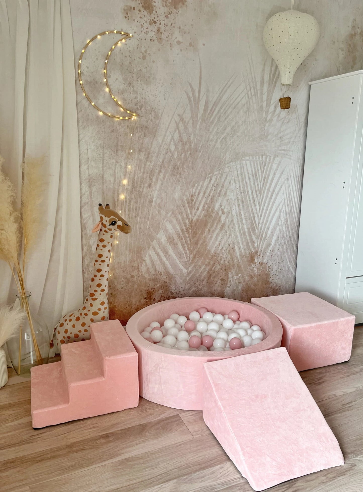 Minkšta 4 dalių Velvet žaidimų aikštelė su kamuoliukų baseinu – rožinė, nuotrauka 8