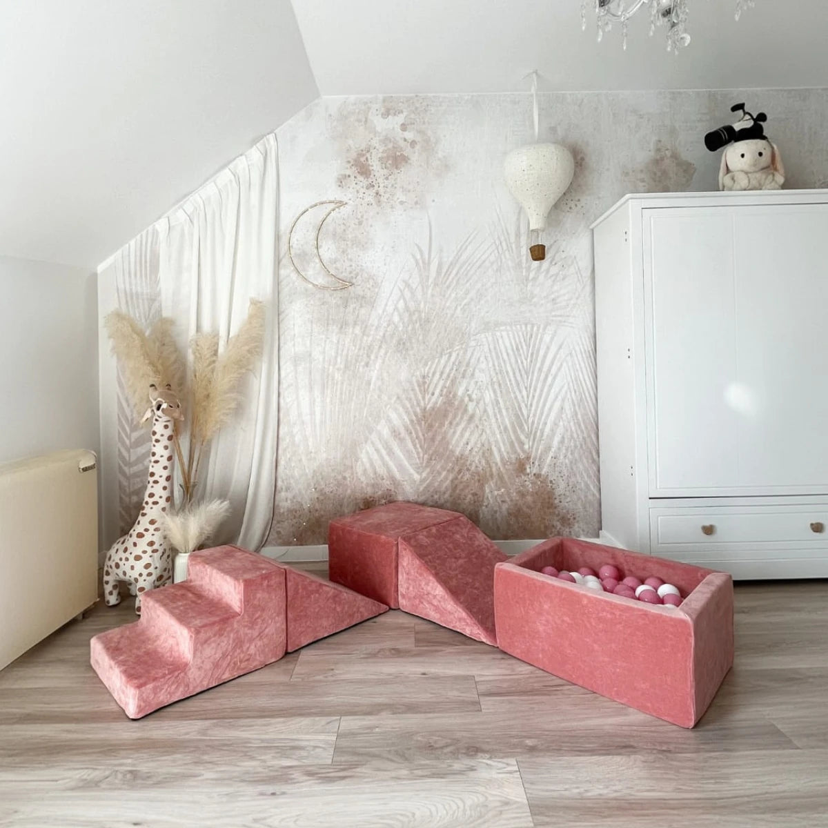 Minkšta 5 dalių Velvet žaidimų aikštelė su kamuoliukų baseinu – dulsva rožinė, nuotrauka 1