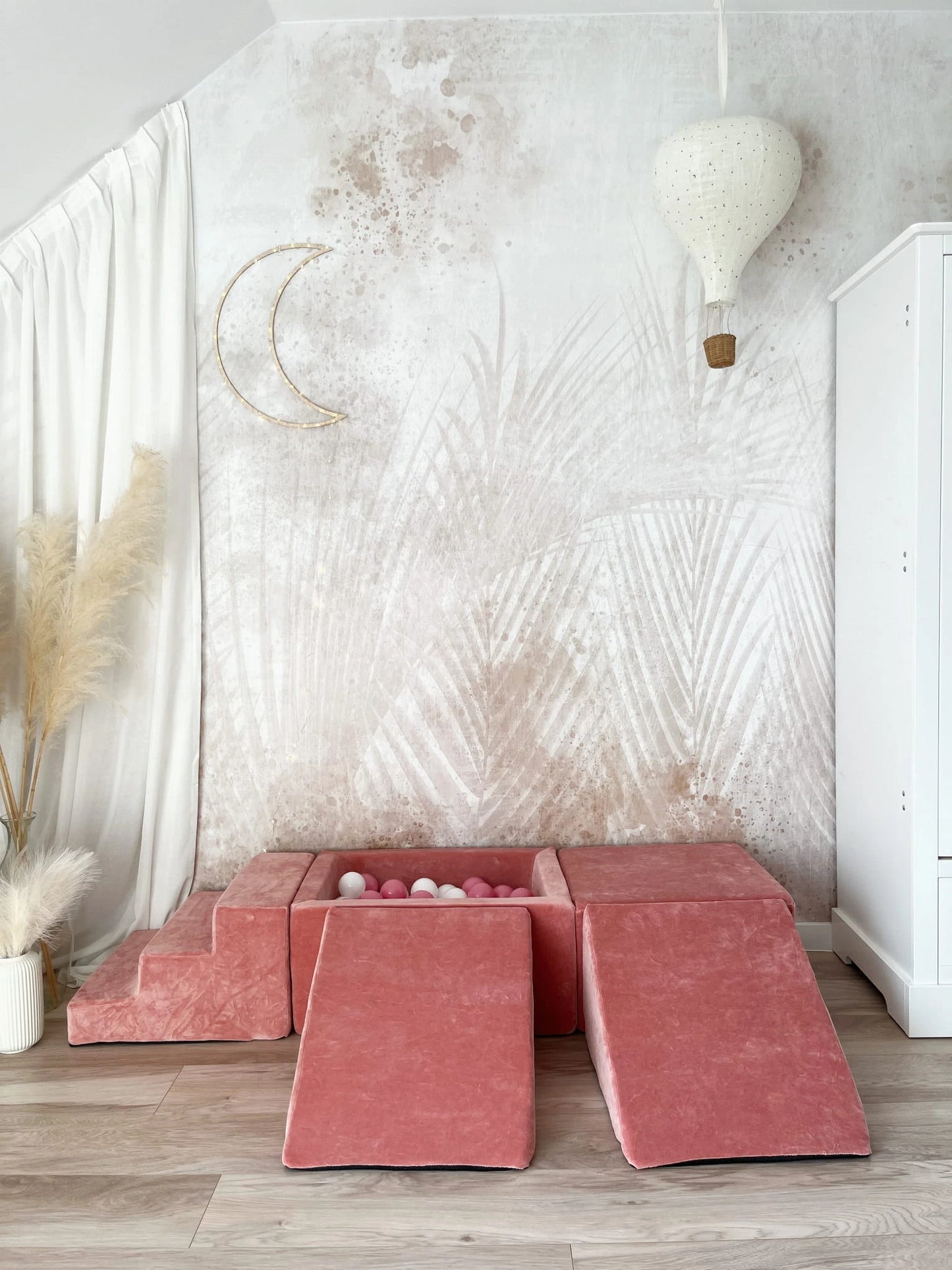 Minkšta 5 dalių Velvet žaidimų aikštelė su kamuoliukų baseinu – dulsva rožinė, nuotrauka 2