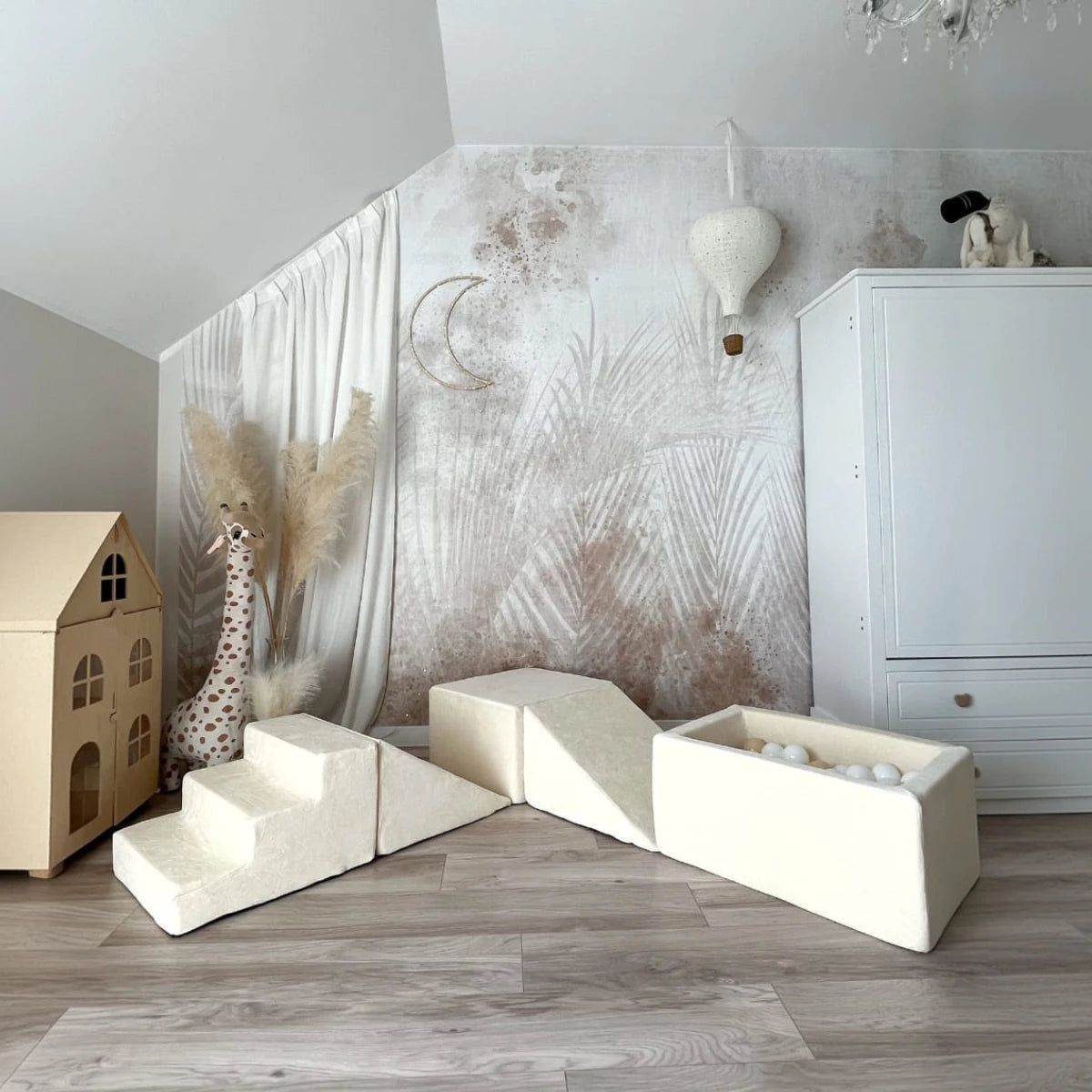 Minkšta 5 dalių Velvet žaidimų aikštelė su kamuoliukų baseinu – kreminė, nuotrauka 1
