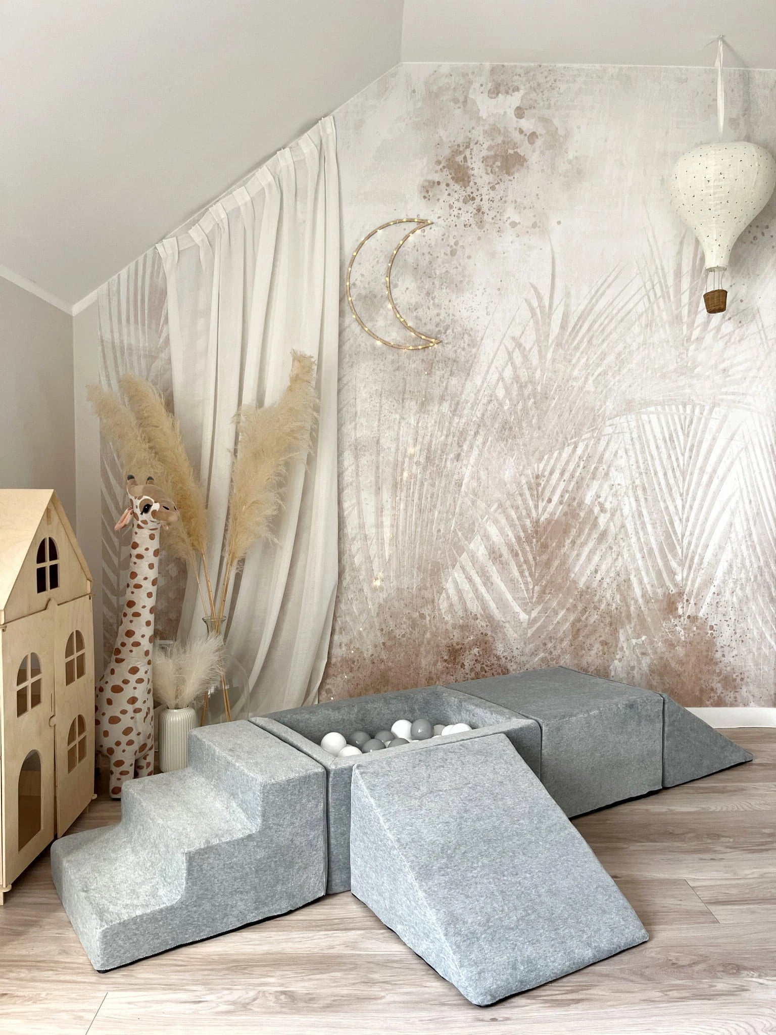 Minkšta 5 dalių Velvet žaidimų aikštelė su kamuoliukų baseinu – pilka, nuotrauka 6