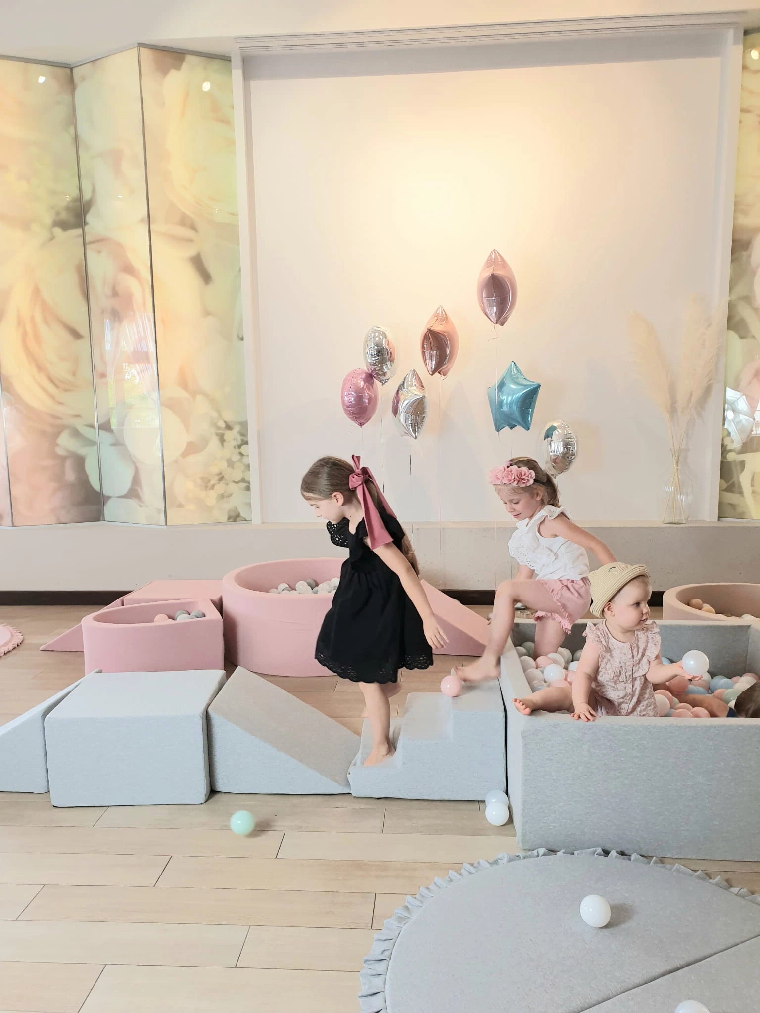 Minkšta 5 dalių Velvet žaidimų aikštelė su kamuoliukų baseinu – smėlio, nuotrauka 10