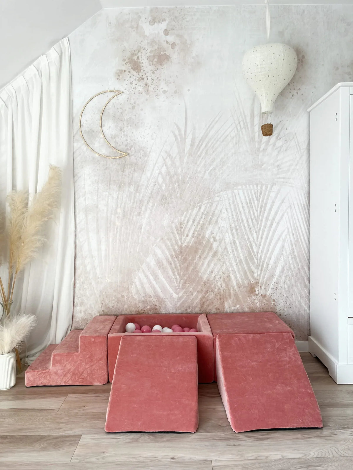 Minkšta 5 Dalių Velvet Žaidimų Aikštelė Su Kamuoliukų Baseinu Minkštos Žaidimų Aikštelės