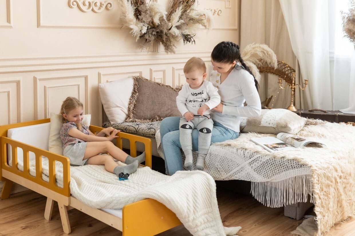 Montessori Vaikiška Auganti Lova Su Čiužiniu 152 x 70 x 54 cm Lovos Dviaukštės