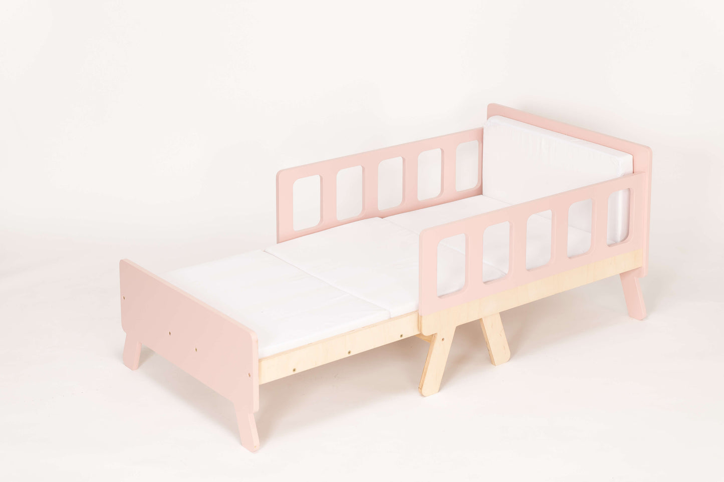 Montessori Vaikiška Auganti Lova Su Čiužiniu 152 x 70 x 54 cm Lovos Dviaukštės