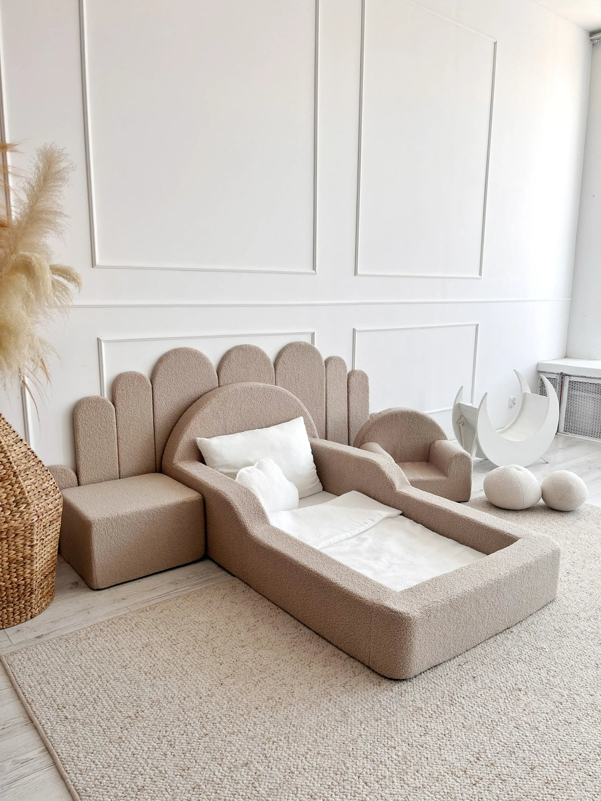 Smėlio Spalvos Minkšta Bouclé Vaikiška Lova 70 × 140 cm Lovos Vienvietės