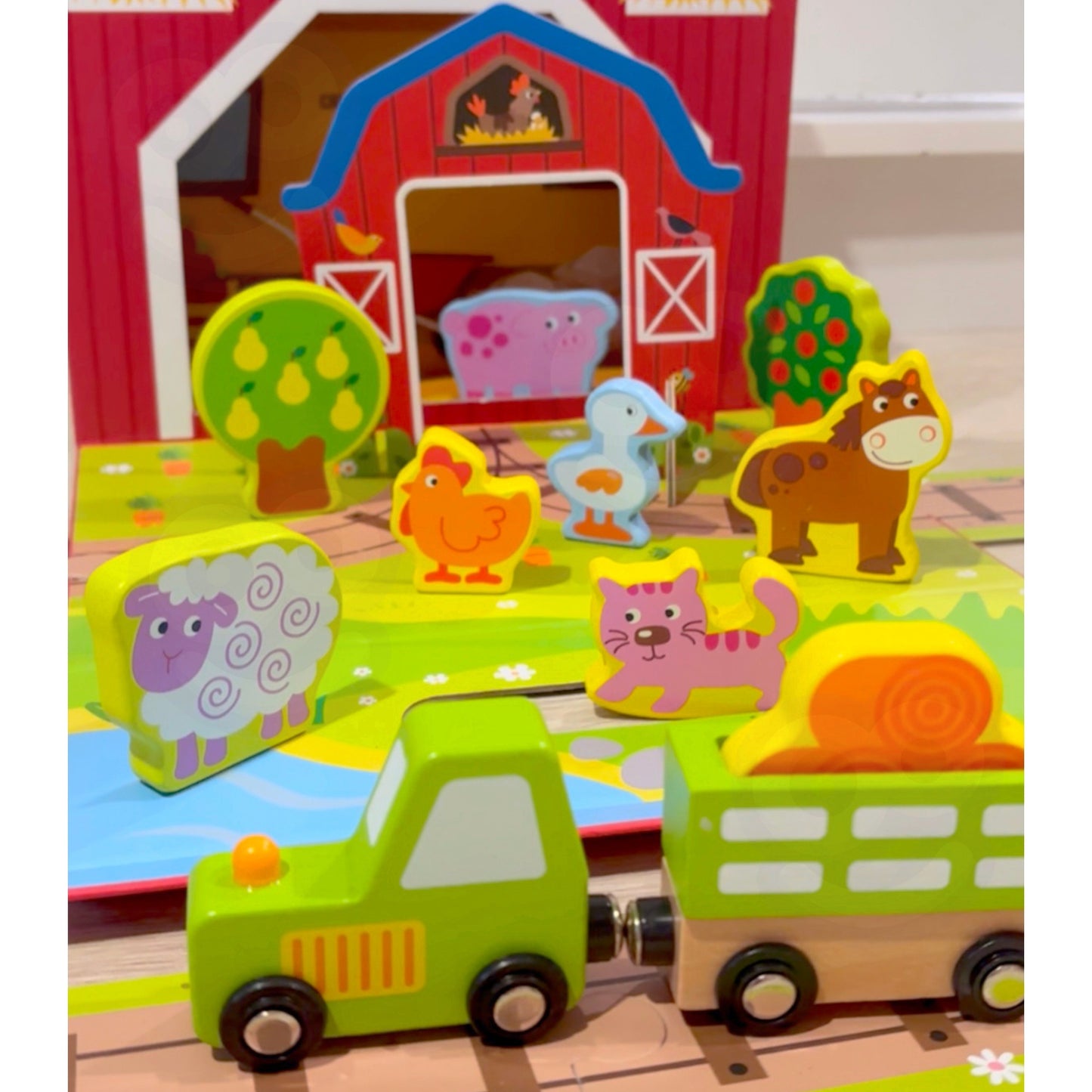 Tooky Toy Medinė Ferma Lagamine Su Figūrėlėmis