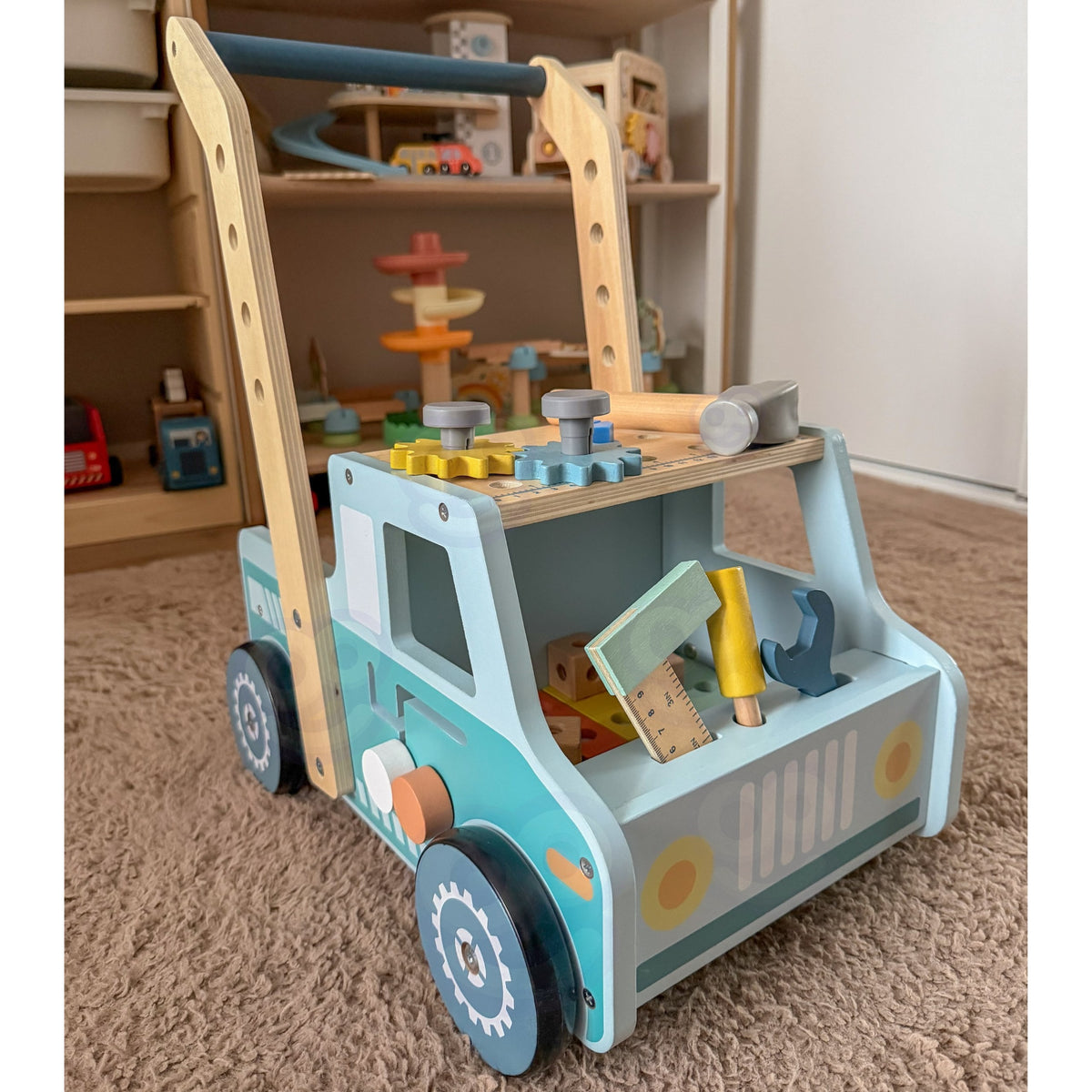 Tooky Toy medinis stumdukas–sunkvežimis su dirbtuvėmis – nuotrauka 2