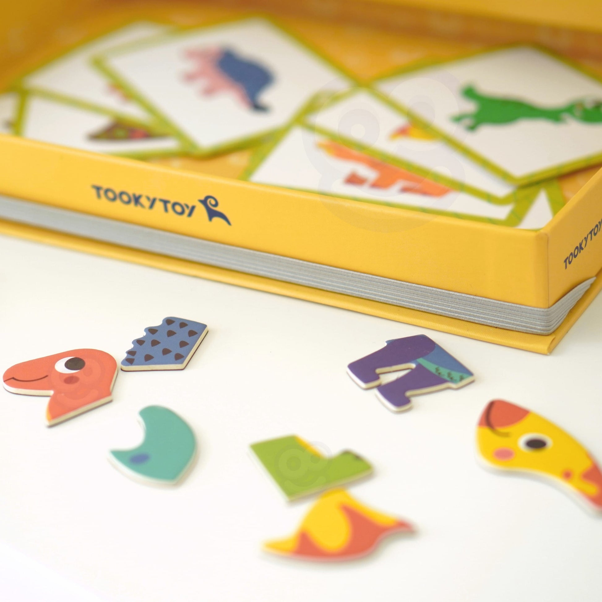 Tooky Toy Magnetinė Dėlionė Dinozaurai – 68 Dalių Rinkinys Žaislai Dėlionės