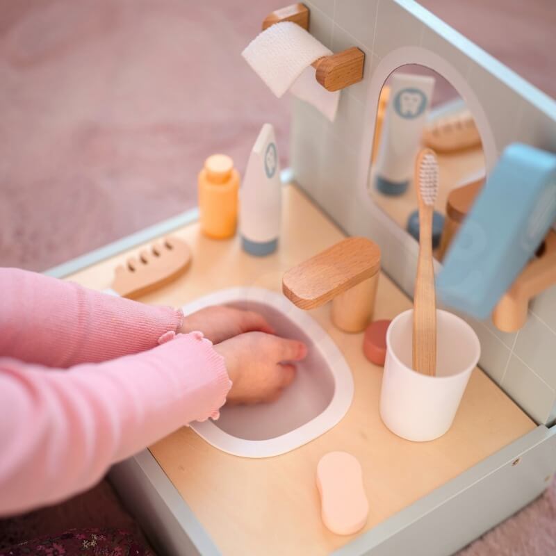 Tooky Toy Medinė Kriauklė Su Veidrodžiu Ir Aksesuarais Vaikams Kosmetinis Staliukas