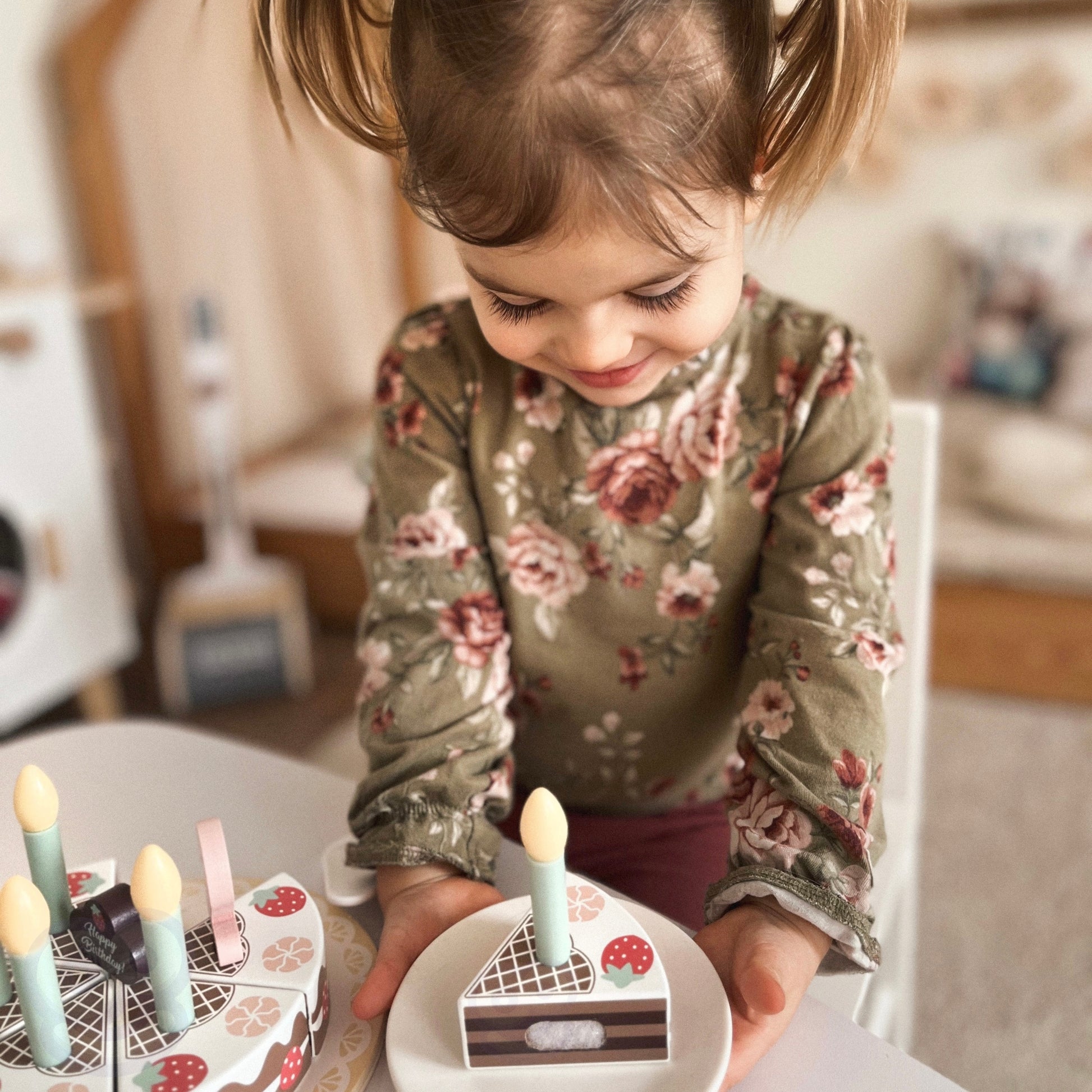 Tooky Toy Medinis Gimtadienio Tortas Su Žvakutėmis – nuotrauka 3