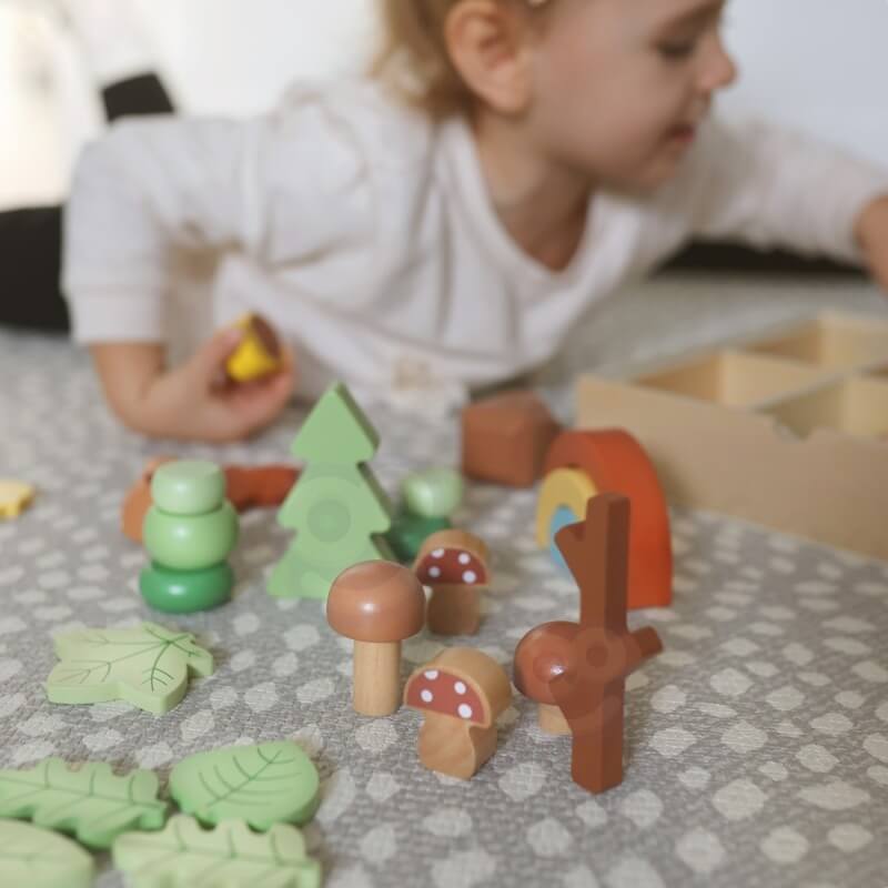 Tooky Toy Medinis Miško Žaidimų Rinkinys Vaikams – 40 Dalių Magnetiniai Žaislai