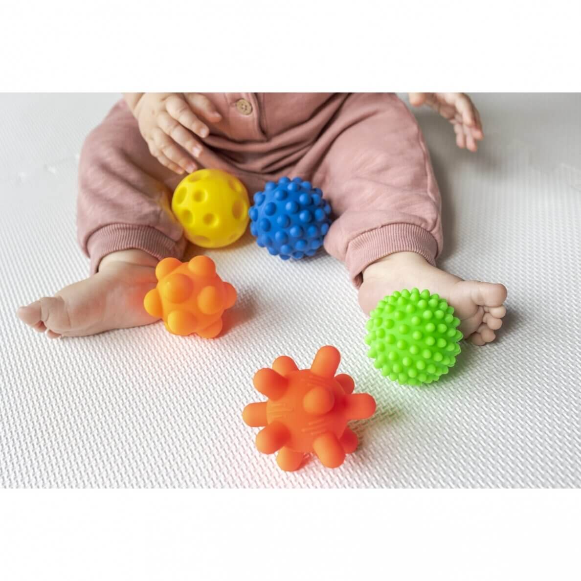 Tullo Žaislas Kūdikiams Sensoriniai Lavinamieji Kamuoliukai Be Skylučių 5vnt Žaislai Kūdikiams Minkštos Kaladėlės