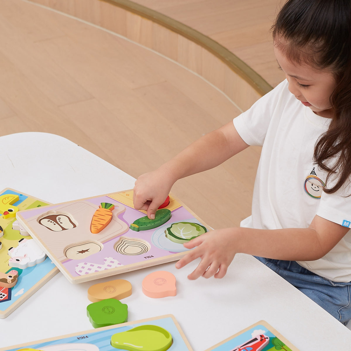 Viga Montessori medinė daržovių dėlionė 2in1 – vaizdas 2