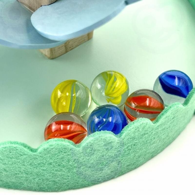 Woopie Green Medinis Muzikos Medis Su Kamuoliukais Ir Garsais Montessori FSC Žaislai Montessori