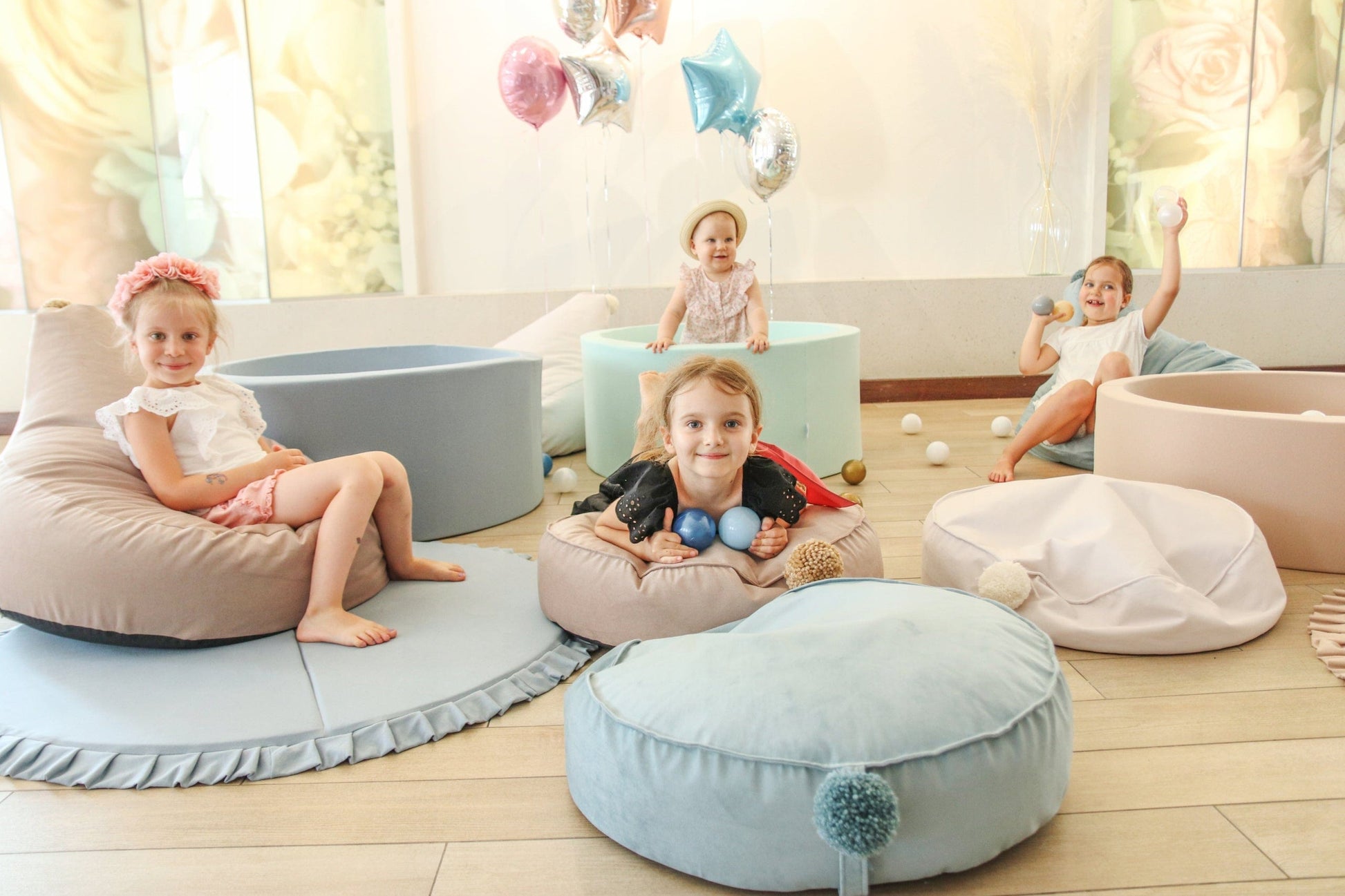 Minkštas vaikiškas pufas Smėlio spalvos 55 x 65 x 22 cm Baby & Toddler Furniture Sets